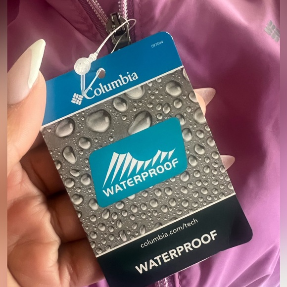 Columbia Waterproof Jacket - Picture 7 of 7